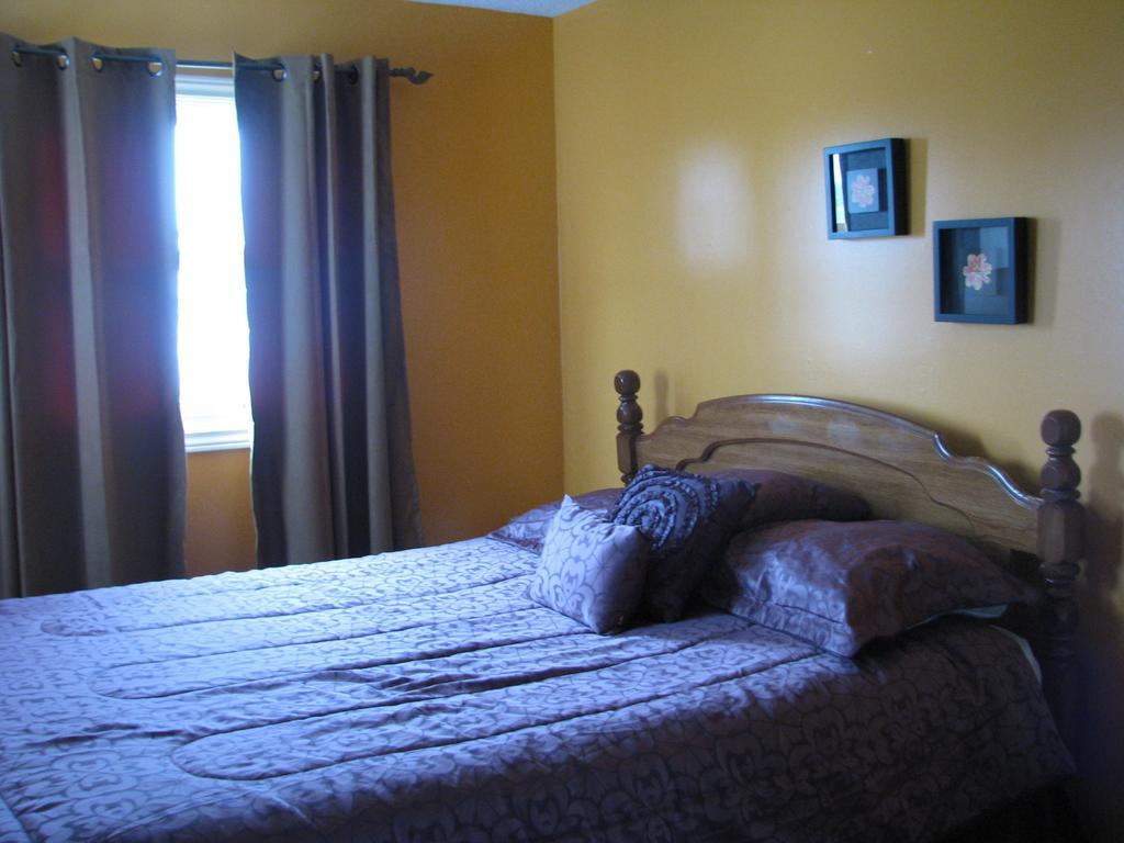 Right Off Da Boat B&B Channel-Port-aux-Basques Chambre photo